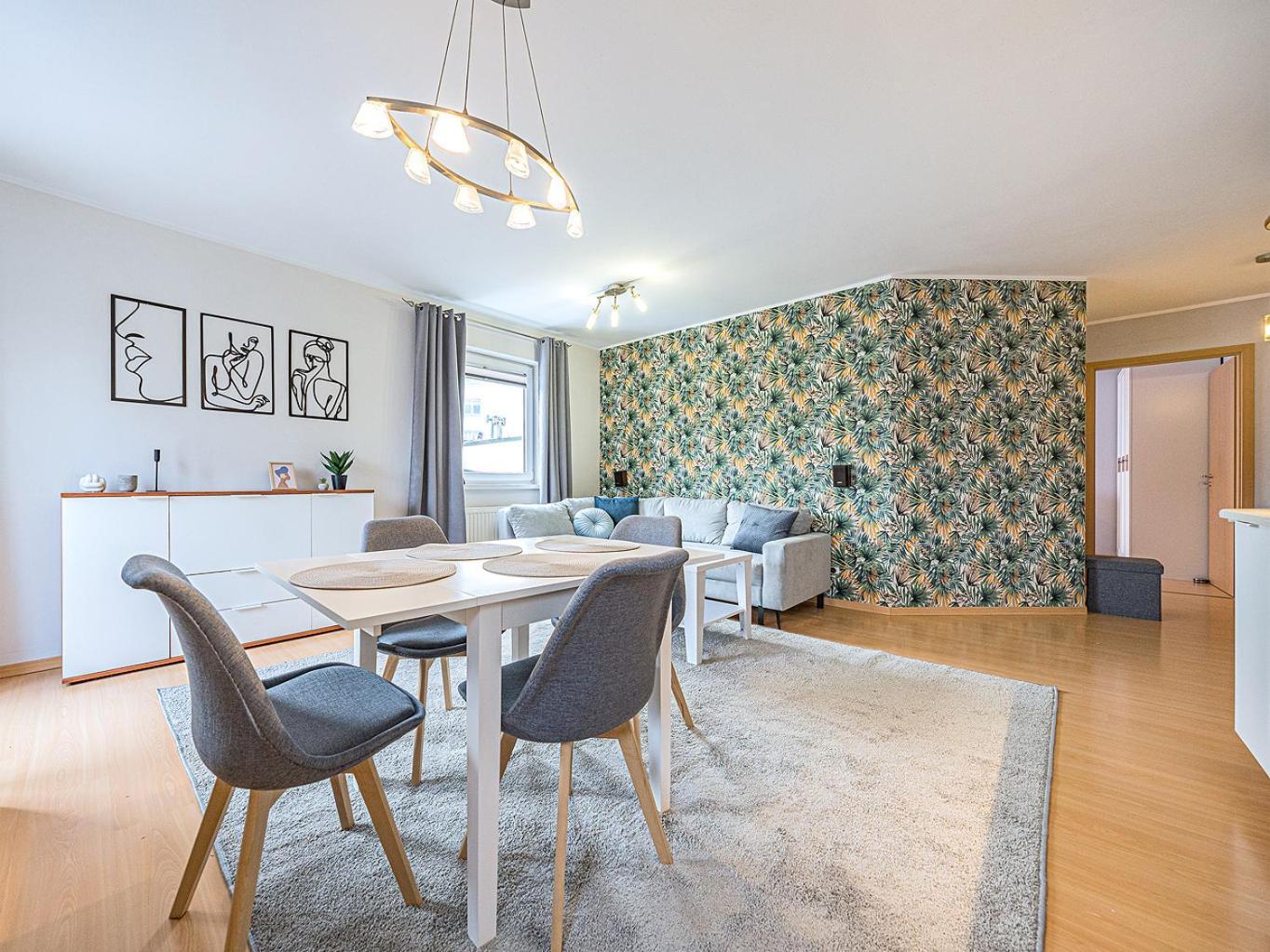 Citystay Reja Apartament Z Parkingiem กดิเนีย ภายนอก รูปภาพ