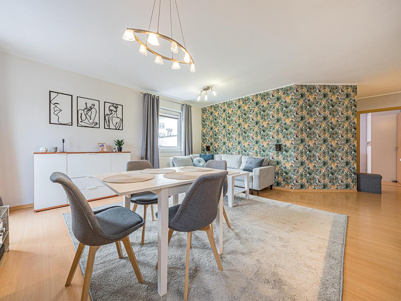 Citystay Reja Apartament Z Parkingiem กดิเนีย ภายนอก รูปภาพ